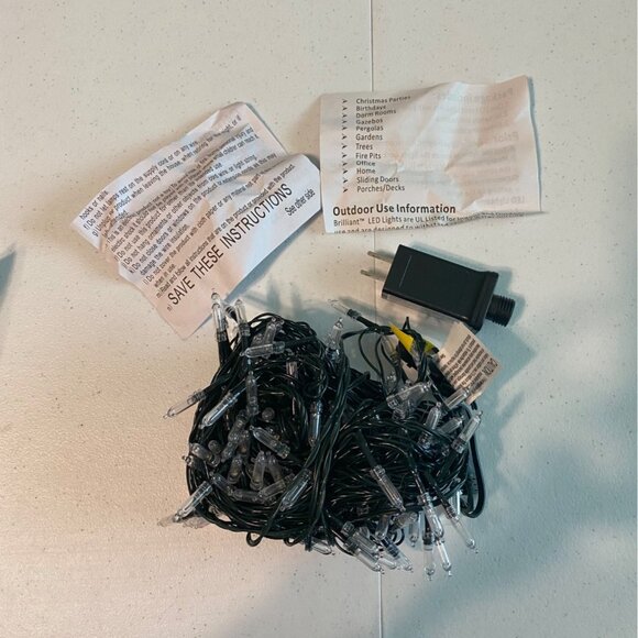 Christmas String Lights 100-Count LED  Indoor Outdoor Use Warm White Green Wire - Picture 4 of 9